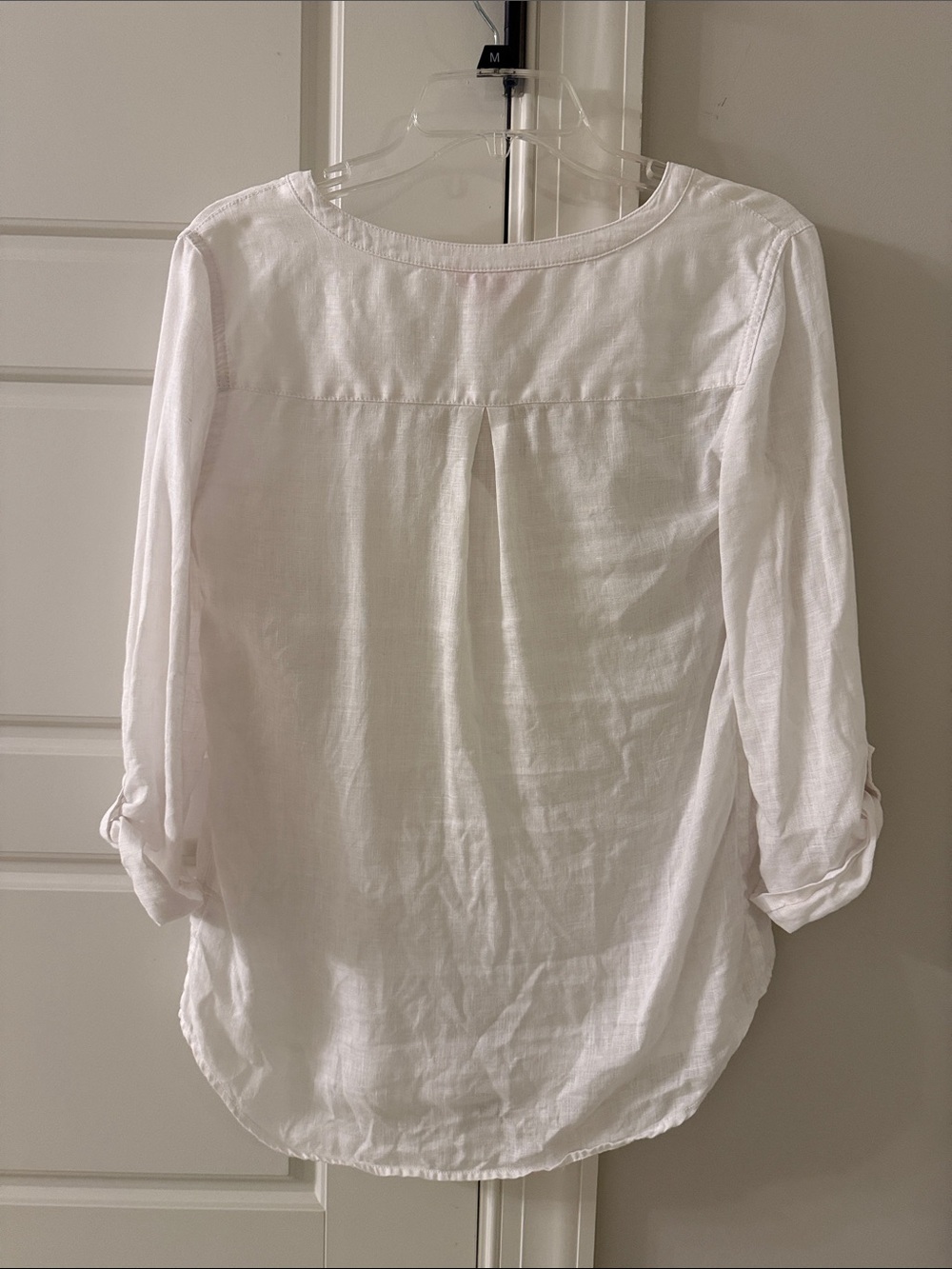Lilly Pulitzer White Henley Pocket Linen Top - Picture 9 of 12